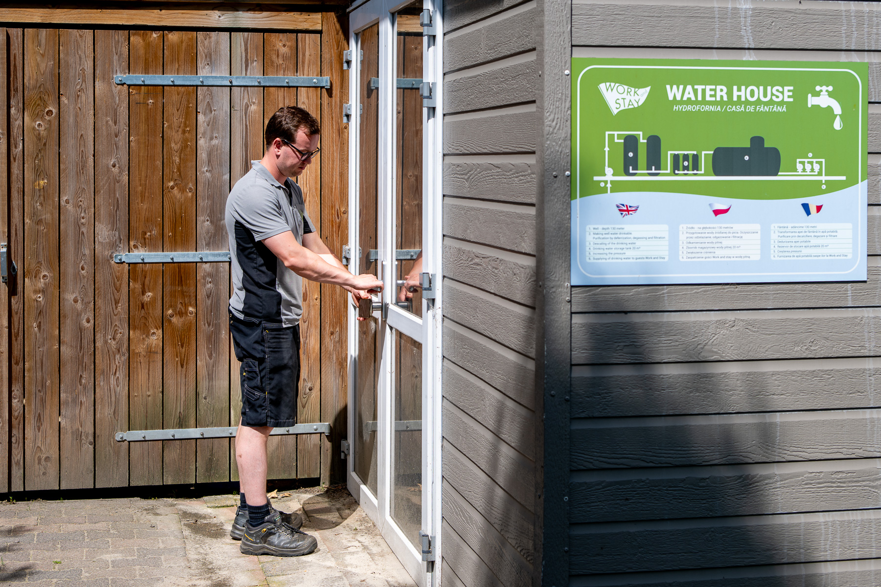 Waterhuis voor de zuivering van eigen bronwater